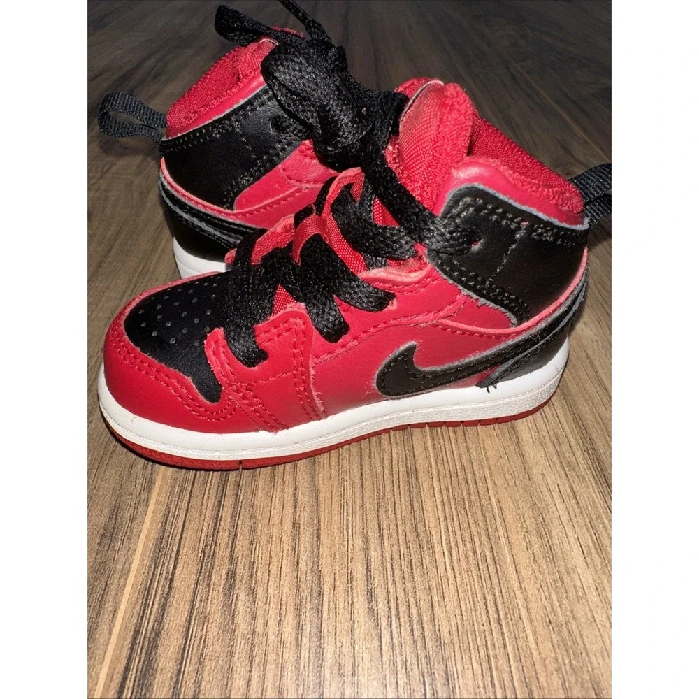 Toddler Nike Air Jordan 1 Mid Athletic Shoes 'Reverse Bred' 640735 660 - Size 4C